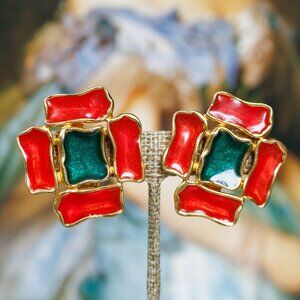 Vintage Chunky Red Enamel Clip-on Earrings